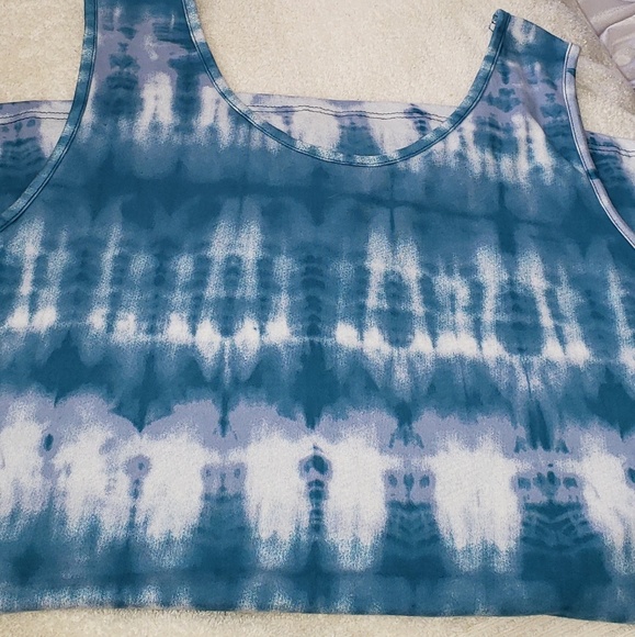 Buttery soft Tank top - Picture 1 of 1